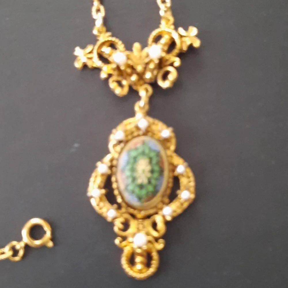 Vintage Jewelry Bundle - Picture 7 of 7